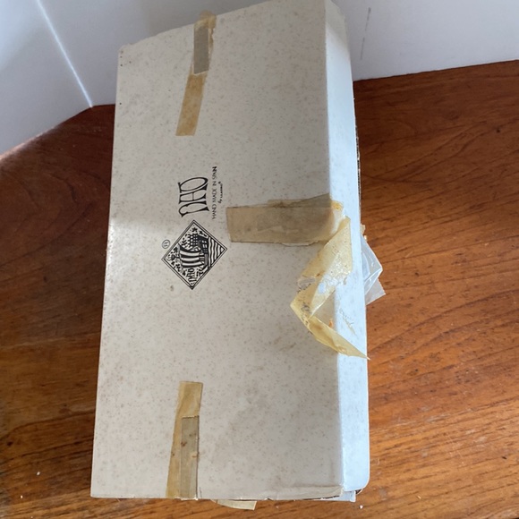 Vintage 1989 NAO by Lladro porcelain cat playing with ball of yarn figurine - Picture 9 of 11